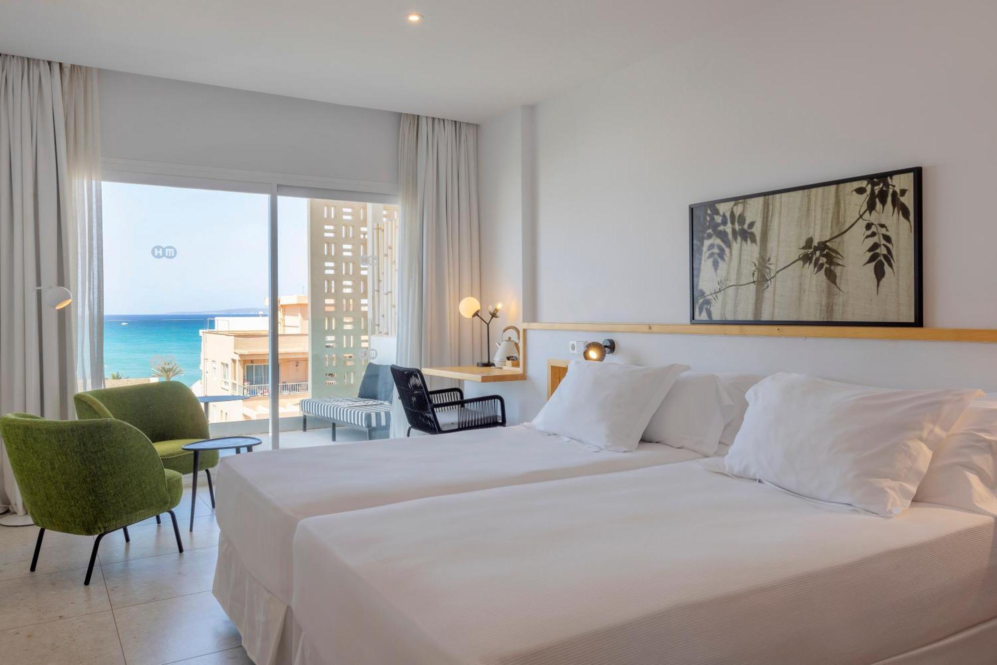 Hm Ayron Park - Adults Only Hotel Playa de Palma  Kültér fotó A room at the hotel